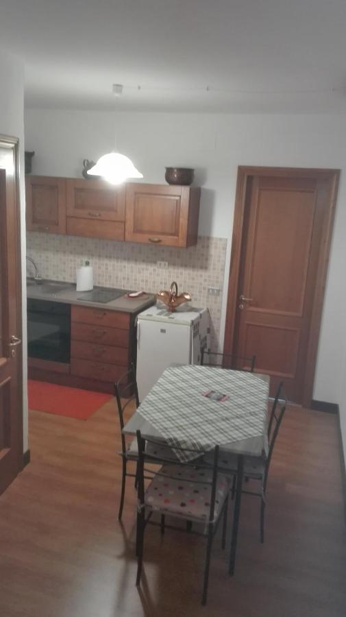 アッシジCasa Del Frateアパートメント エクステリア 写真
