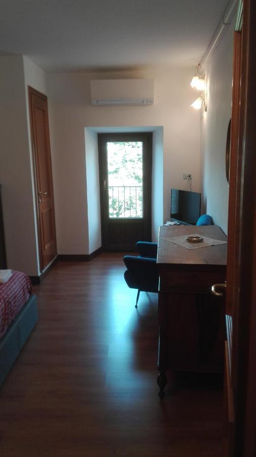 アッシジCasa Del Frateアパートメント エクステリア 写真